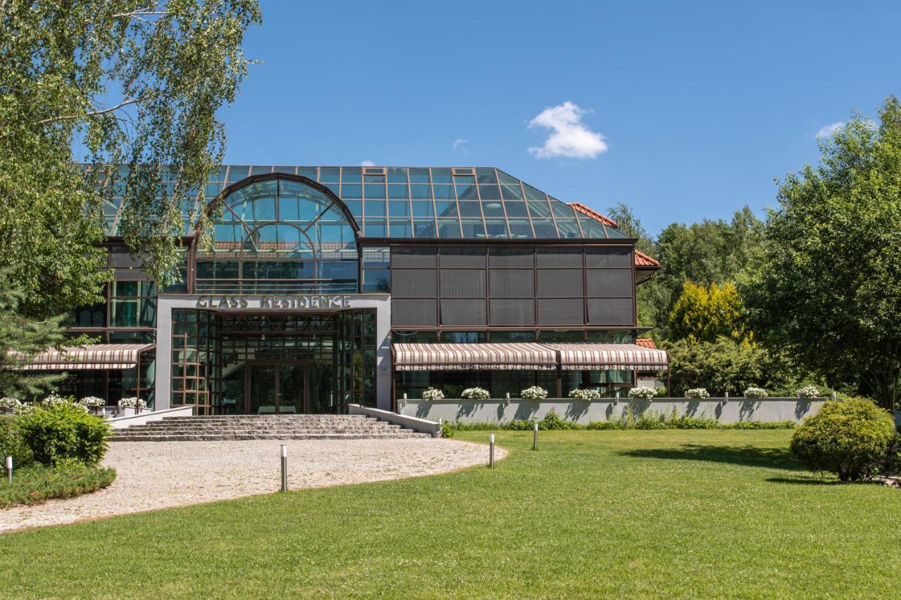 Glass Bed and breakfast